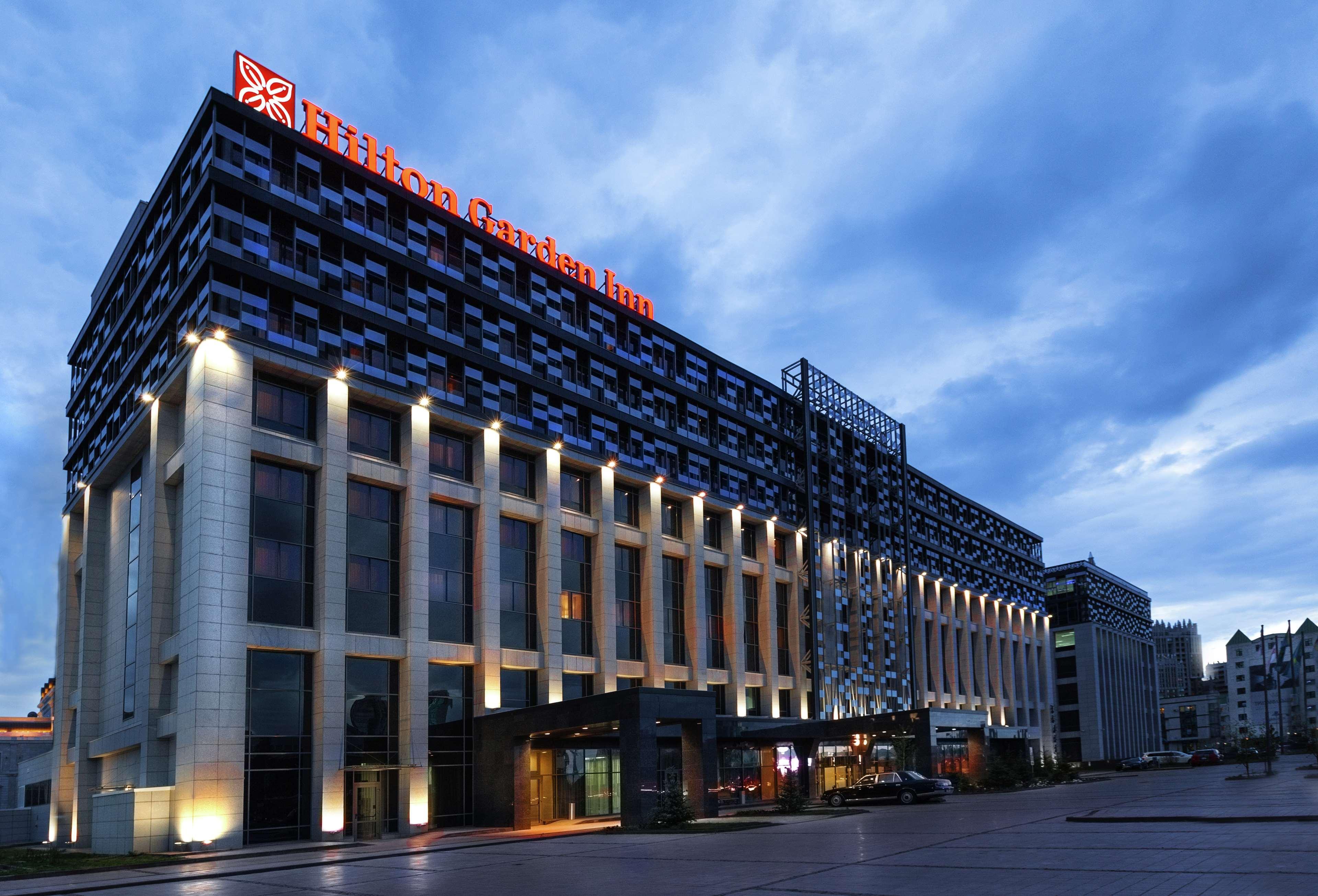 Hilton Garden Inn Astana Dış mekan fotoğraf